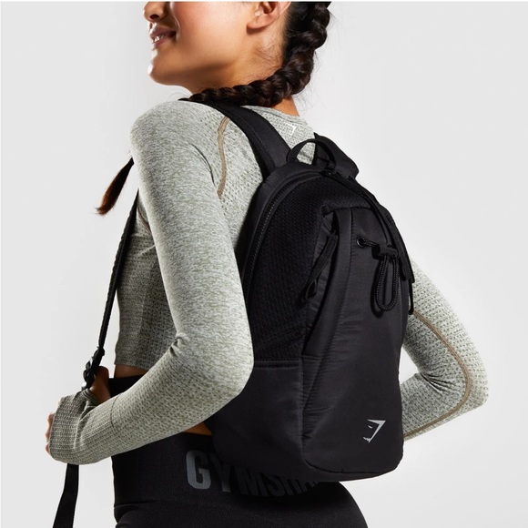 GYMSHARK | Mini Mesh Backpack - Picture 3 of 6